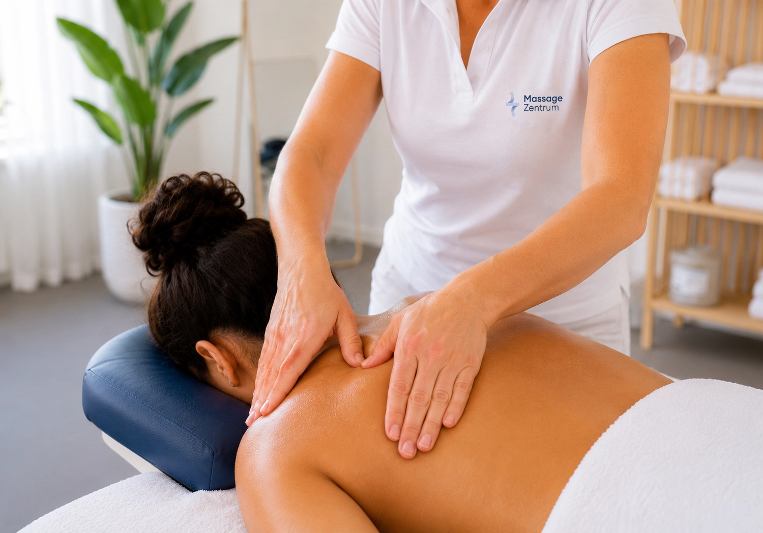 Arbeit an Schulter und Nacken – Massage Zentrum Ehrendingen
